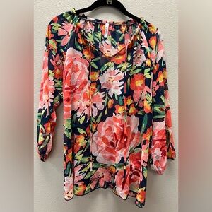 Hesed - Small - Floral Women's Top - Multicolor